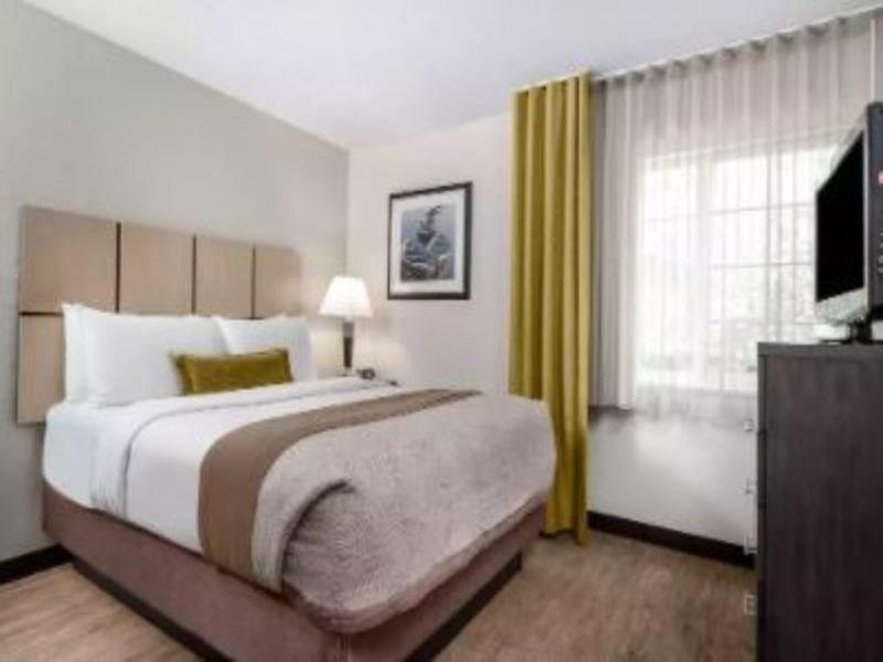 Candlewood Suites - Charlotte - Arrowood By Ihg Экстерьер фото