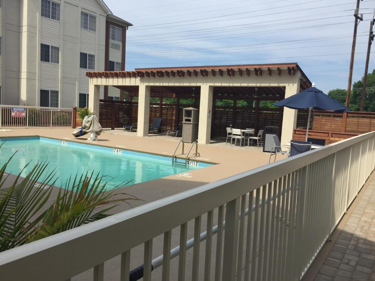 Candlewood Suites - Charlotte - Arrowood By Ihg Экстерьер фото