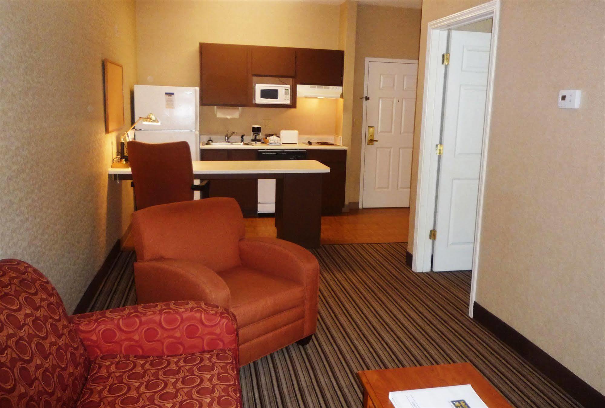 Candlewood Suites - Charlotte - Arrowood By Ihg Экстерьер фото